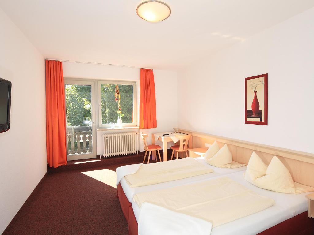 Gasthof Roessle Rieden am Forggensee Room photo